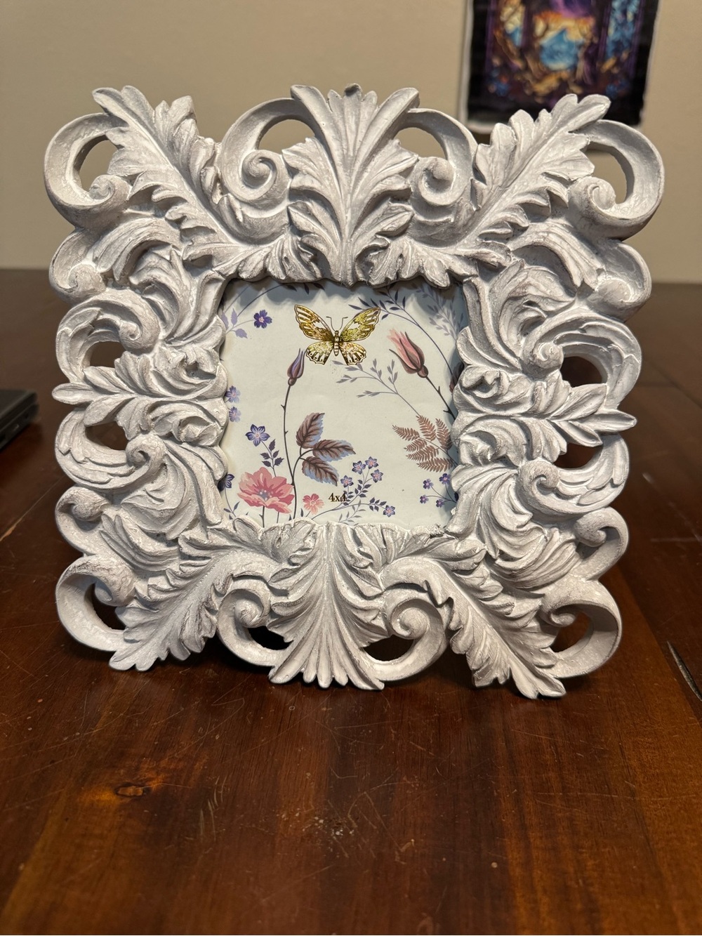 Ornate Resin Decorative Photo Frame - Elegant Home Accent